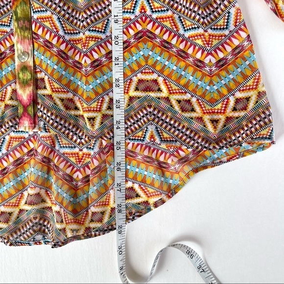 Fig and Flower V Neck Chiffon Geometric Aztec Print M - Picture 9 of 16